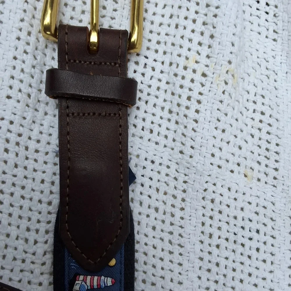 Vineyard Vines Lighthouse belt 30 NWOT